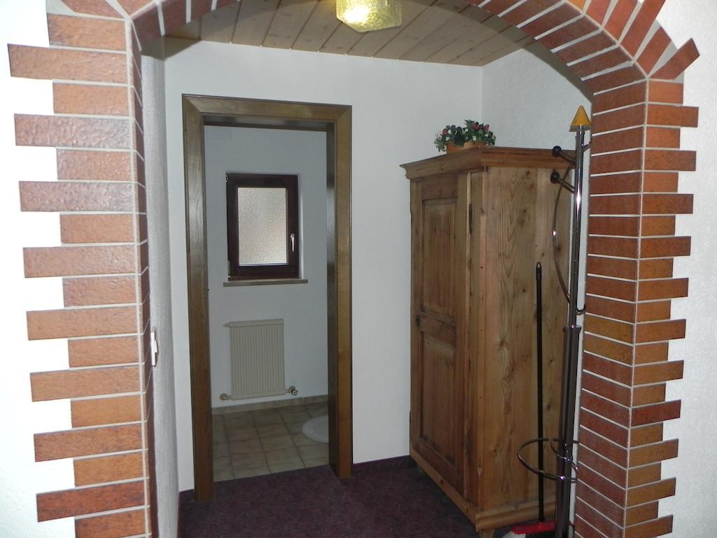 Ferienwohnung Schautzgy Reutte Szoba fotó